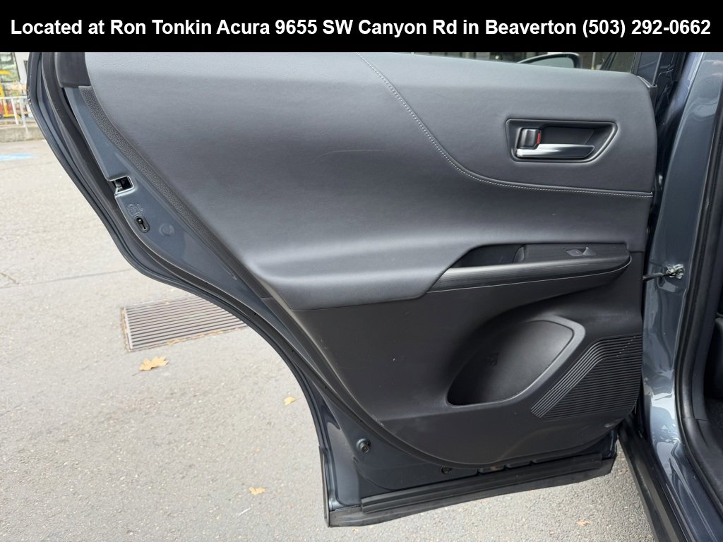 Used 2021 Toyota Venza Limited image 30