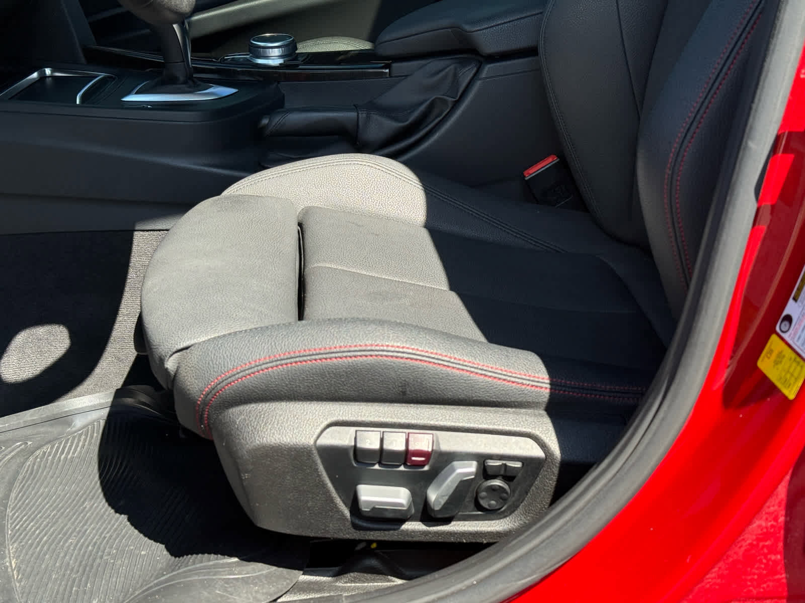 Used 2018 BMW 330i Sedan image 13