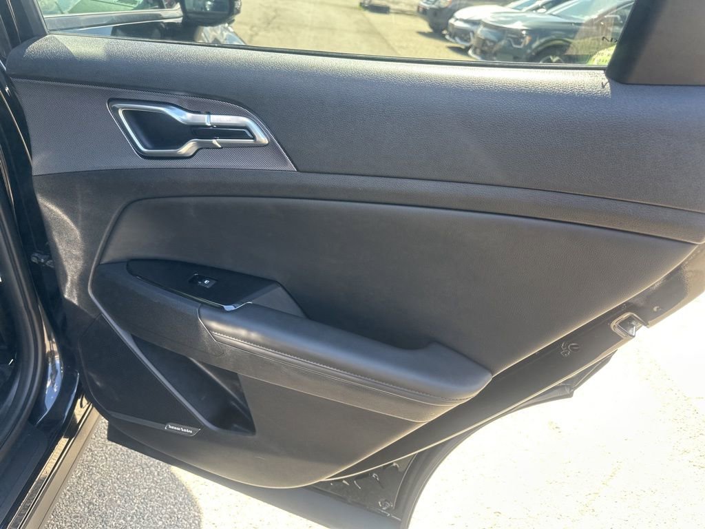 Used 2023 Kia Sportage SX image 31
