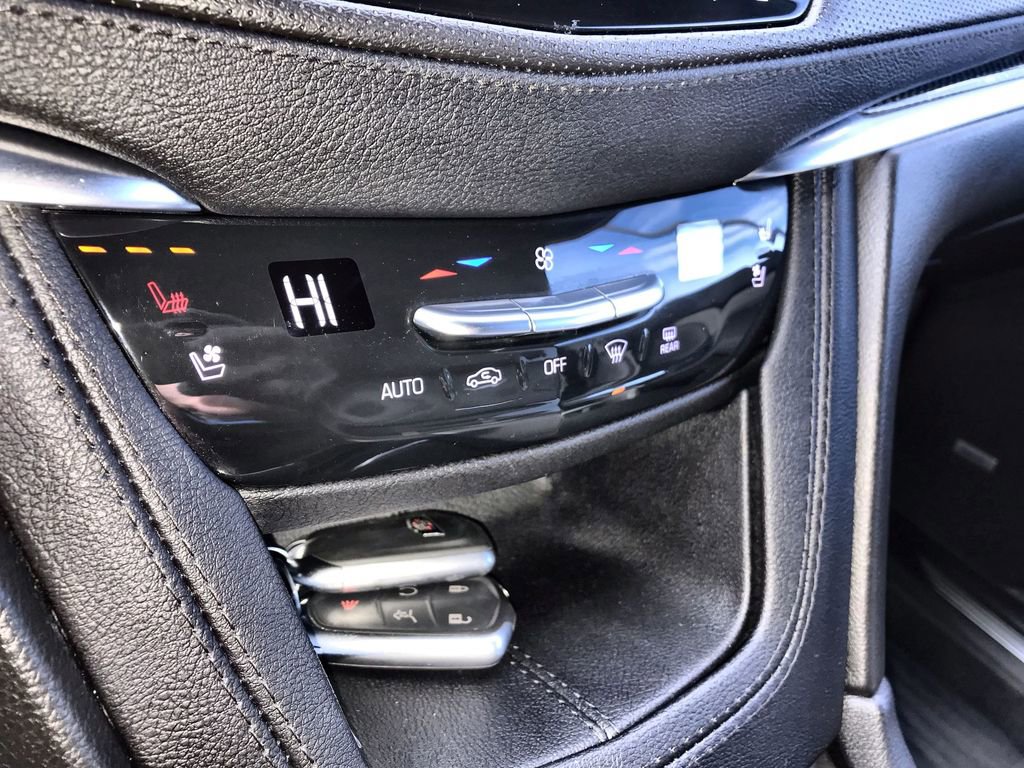 Used 2024 Cadillac XT5 Sportv w/ LPO, Floor Liner Package image 18