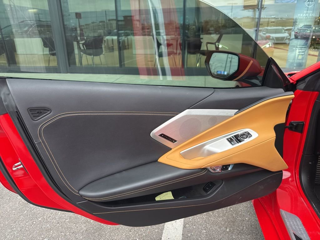 Used 2021 Chevrolet Corvette Stingray Preferred Cpe w/ 2LT image 7