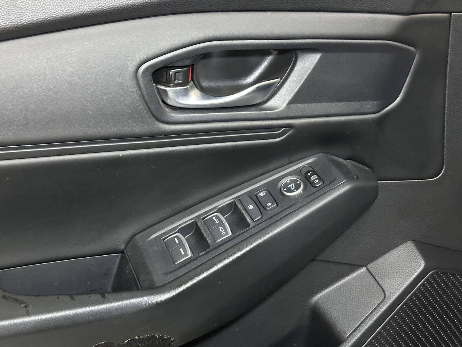 Used 2024 Honda Accord EX image 21