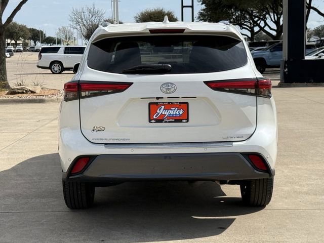 Used 2021 Toyota Highlander Limited image 6
