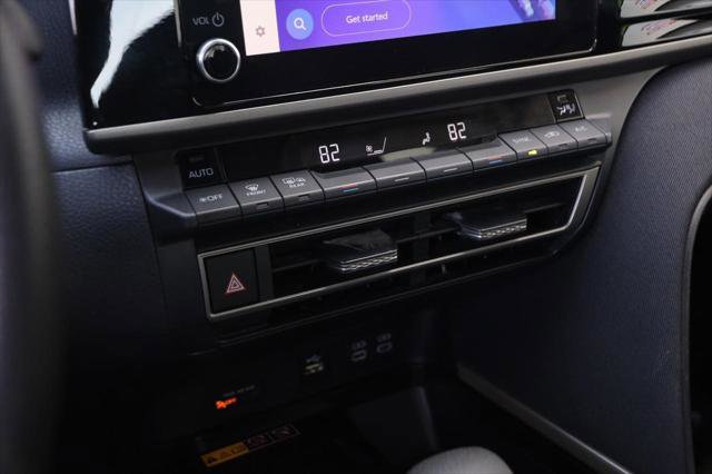 Certified 2025 Toyota Camry LE image 17