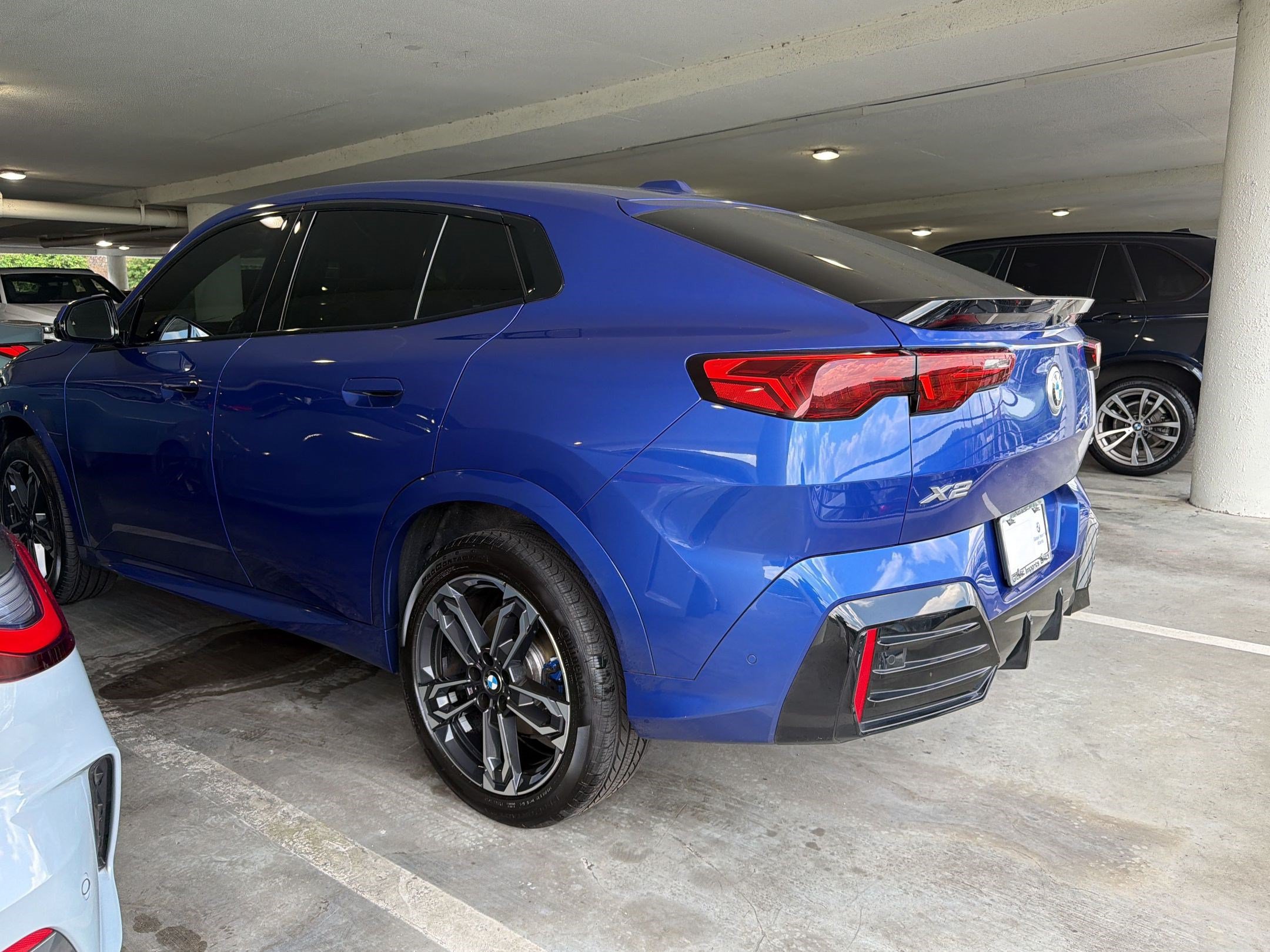 Certified 2024 BMW X2 xDrive28i w/ Premium Package AWD/4WD image 2