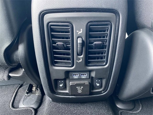 Used 2024 Dodge Durango GT image 35
