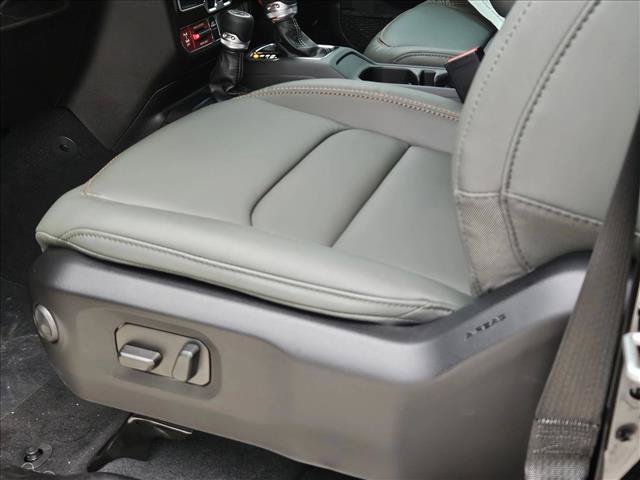 New 2026 Jeep Gladiator Mojave AWD/4WD image 4