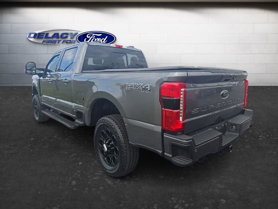 Used 2024 Ford F250 Lariat w/ Lariat Ultimate Package image 3