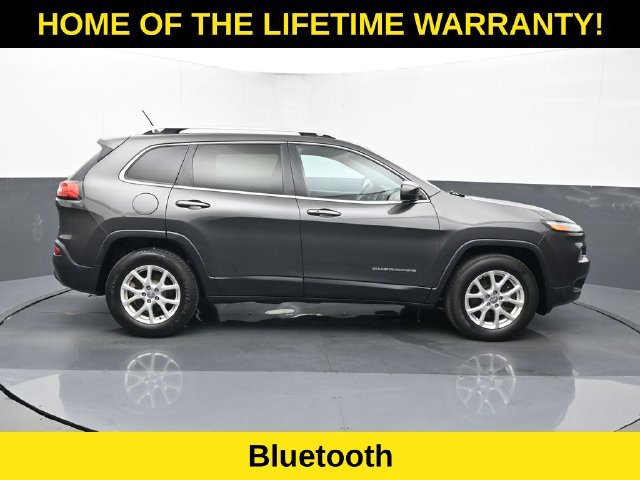 Used 2015 Jeep Cherokee Latitude w/ Comfort/Convenience Group AWD/4WD image 7