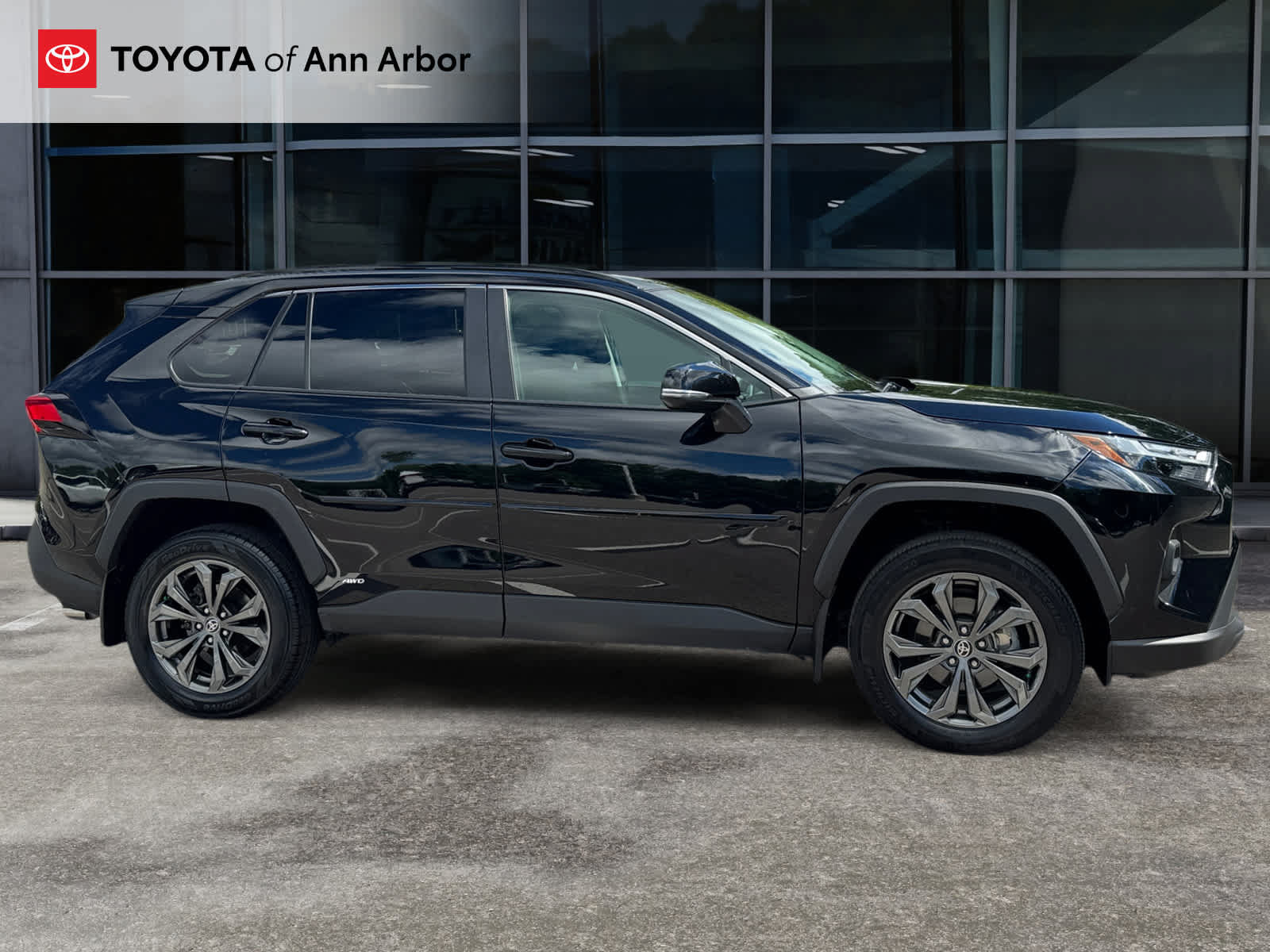 Used 2024 Toyota RAV4 XLE Premium w/ Weather Package AWD/4WD image 13