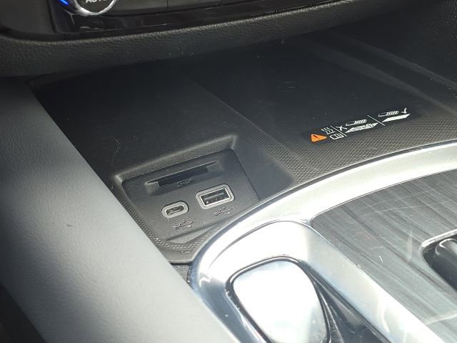 Used 2023 Buick Enclave Essence w/ LPO, Floor Liner Package FWD image 36
