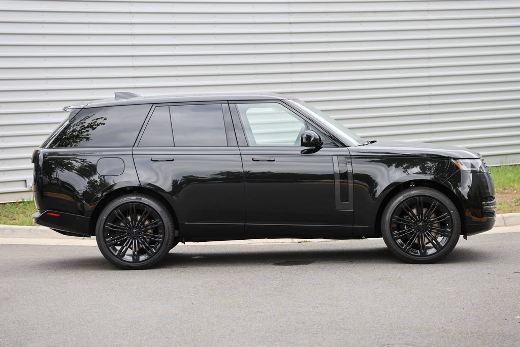 New 2026 Land Rover Range Rover SE AWD/4WD image 2