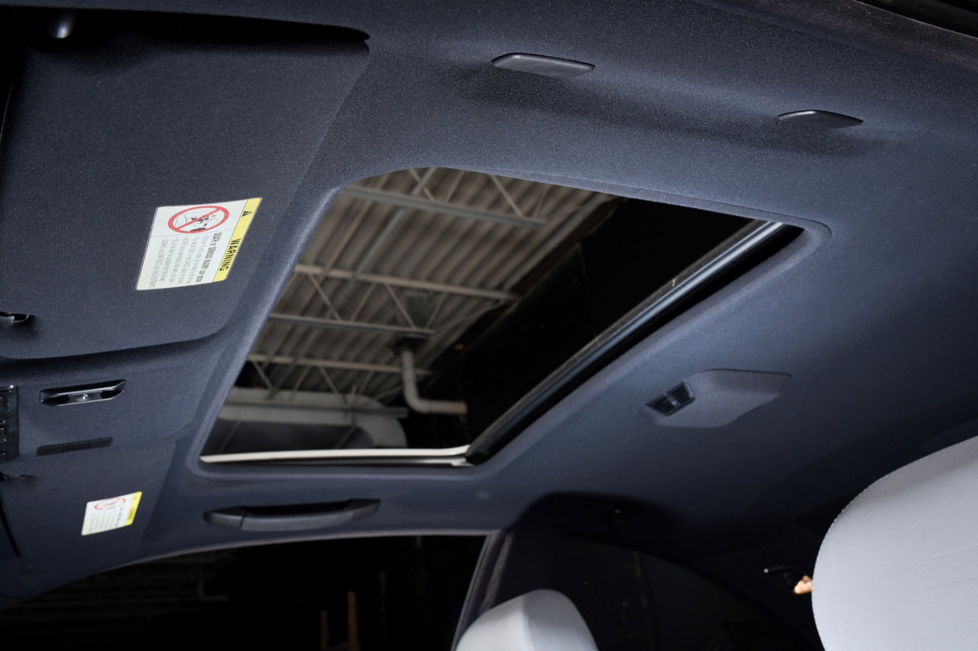 Used 2004 BMW M3 Coupe image 23