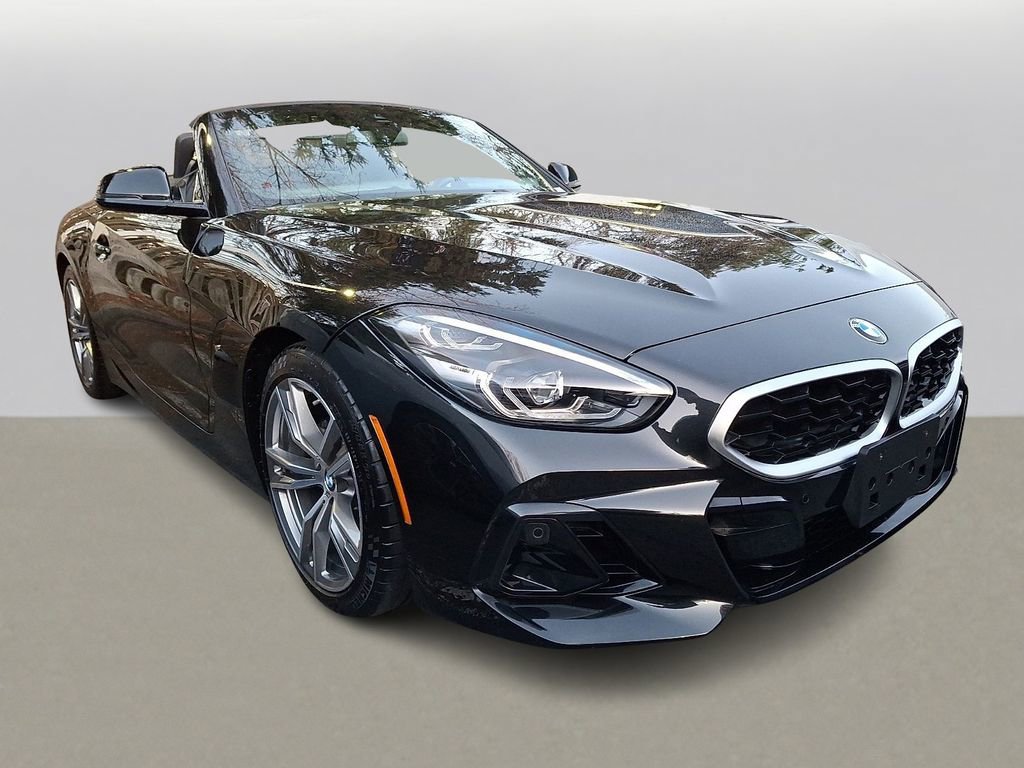 Certified 2024 BMW Z4 sDrive30i w/ Driving Assistance Package image 3