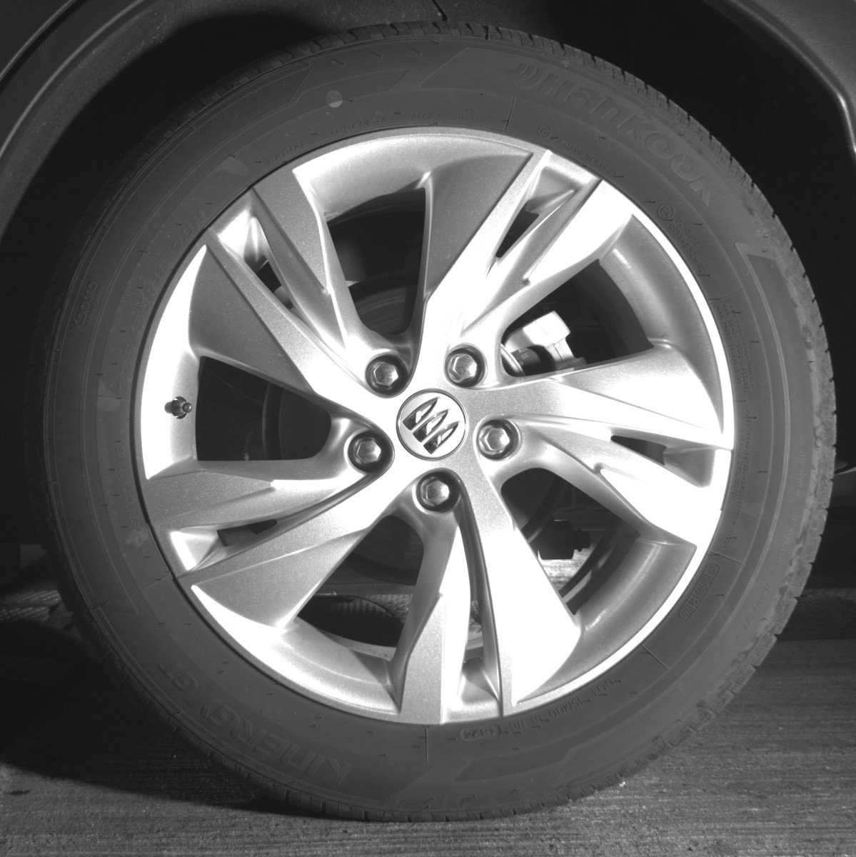 Used 2025 Buick Encore GX Preferred AWD/4WD image 13