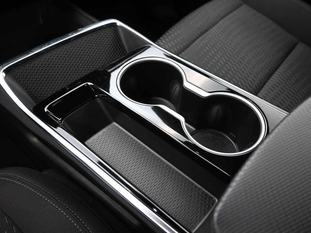 Used 2025 Chevrolet Equinox LT image 30