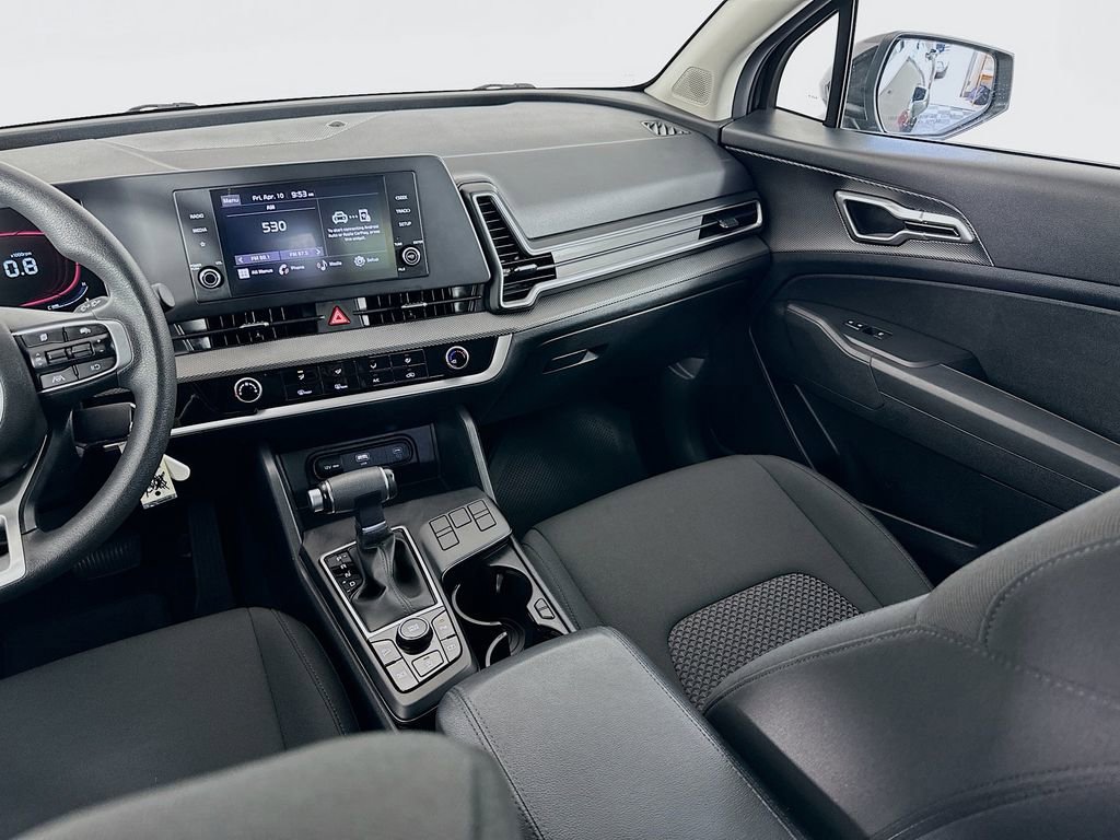 Used 2024 Kia Sportage LX image 22