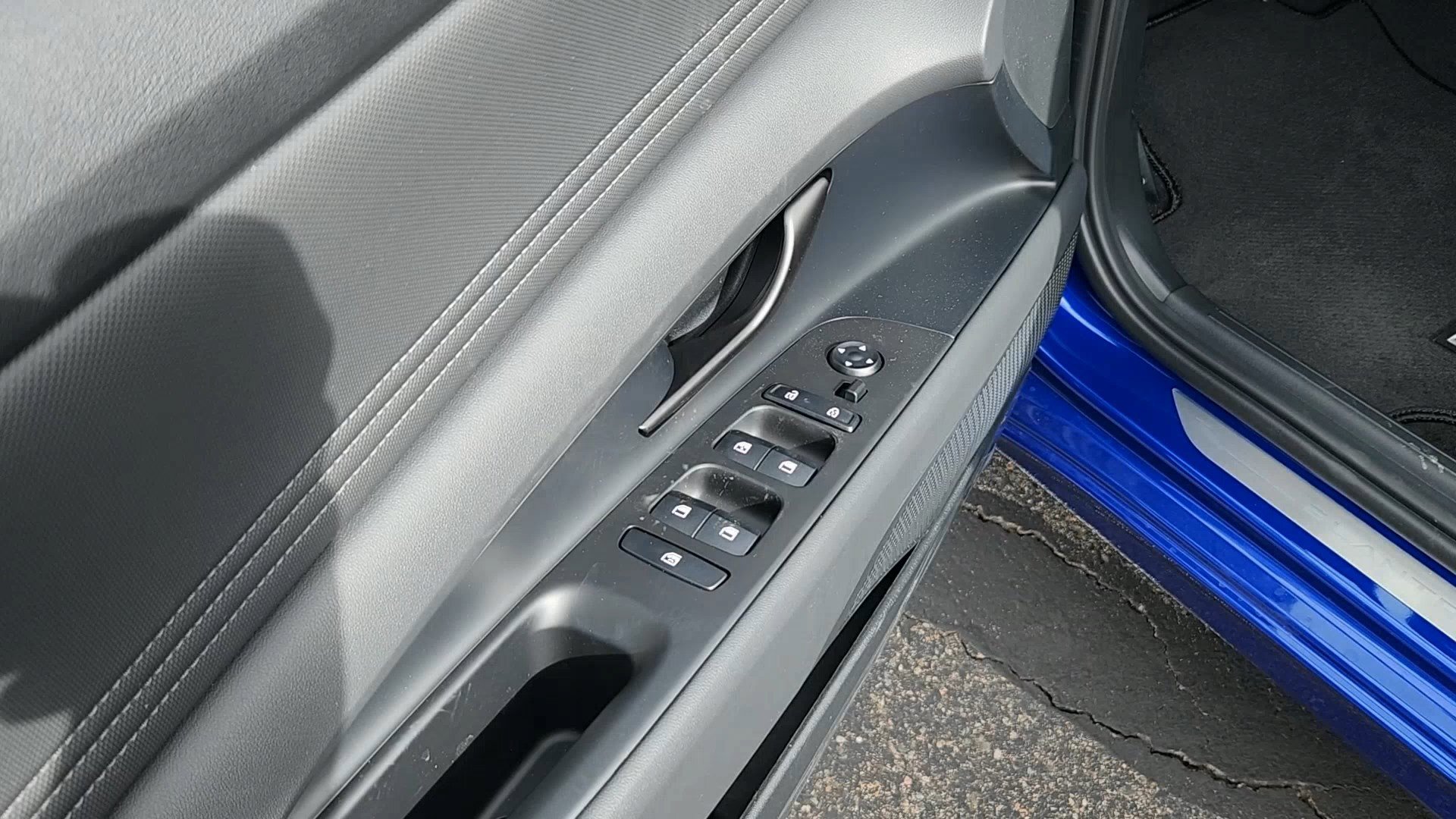 New 2026 Hyundai Elantra SEL Sport Premium image 7