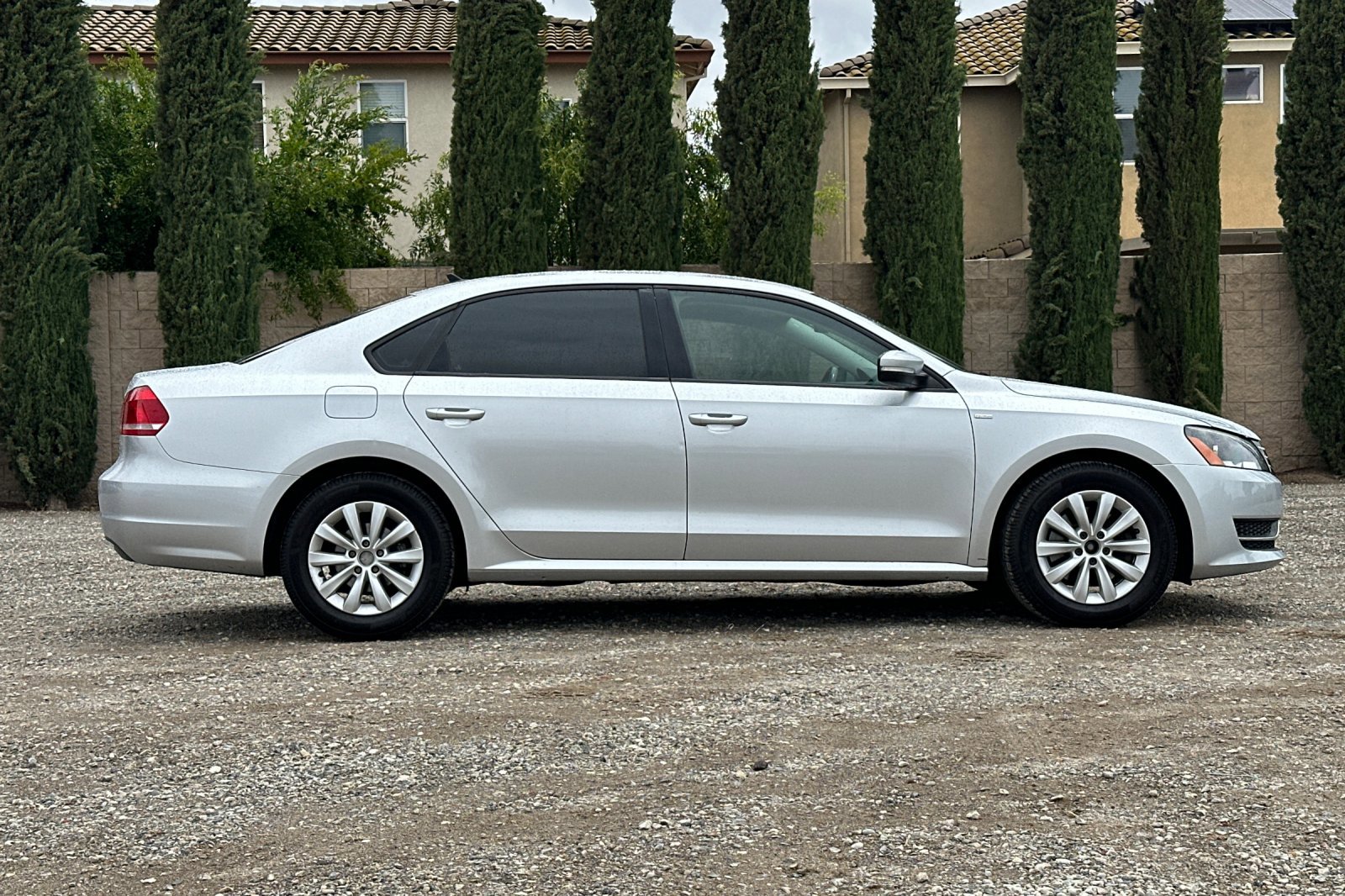 Used 2015 Volkswagen Passat 1.8T FWD image 3