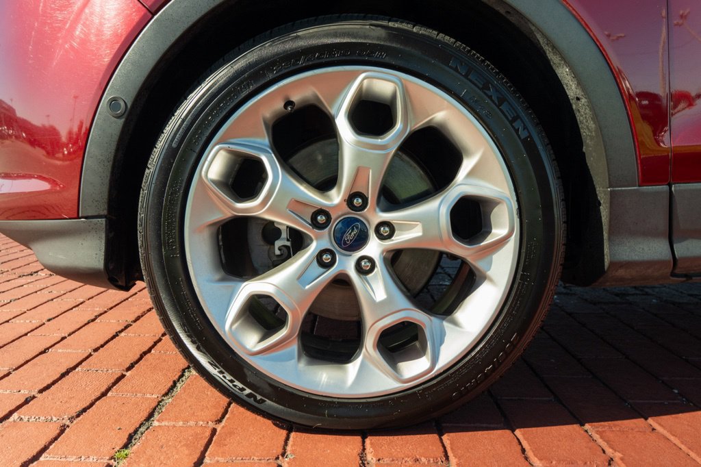 Used 2013 Ford Escape Titanium w/ Parking Technology Pkg FWD image 3