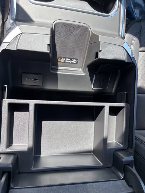 New 2026 Chevrolet Silverado 3500 High Country w/ High Country Premium Package AWD/4WD image 27