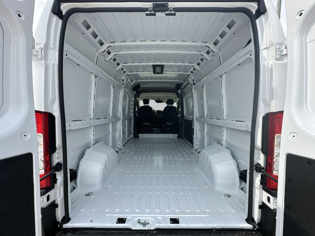 New 2026 RAM ProMaster 2500 w/ Convenience Group FWD image 30