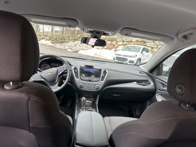 Used 2019 Chevrolet Malibu LT image 25