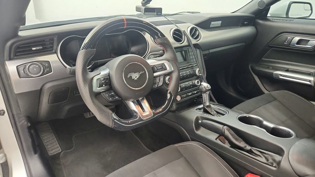 Used 2018 Ford Mustang GT RWD image 27
