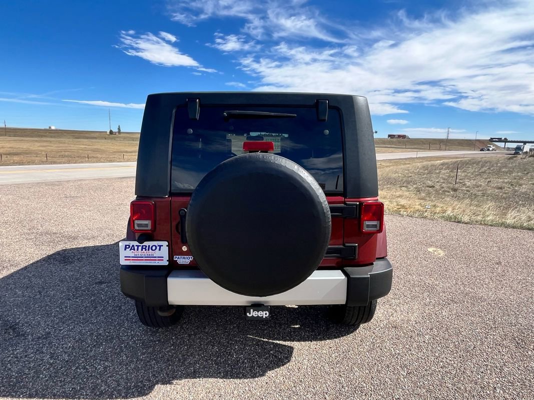 Used 2010 Jeep Wrangler Unlimited Sahara w/ Dual Top Group image 4