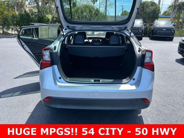 Used 2019 Toyota Prius XLE image 16