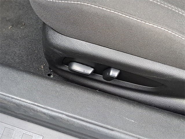 Used 2023 Chevrolet Camaro LT image 21