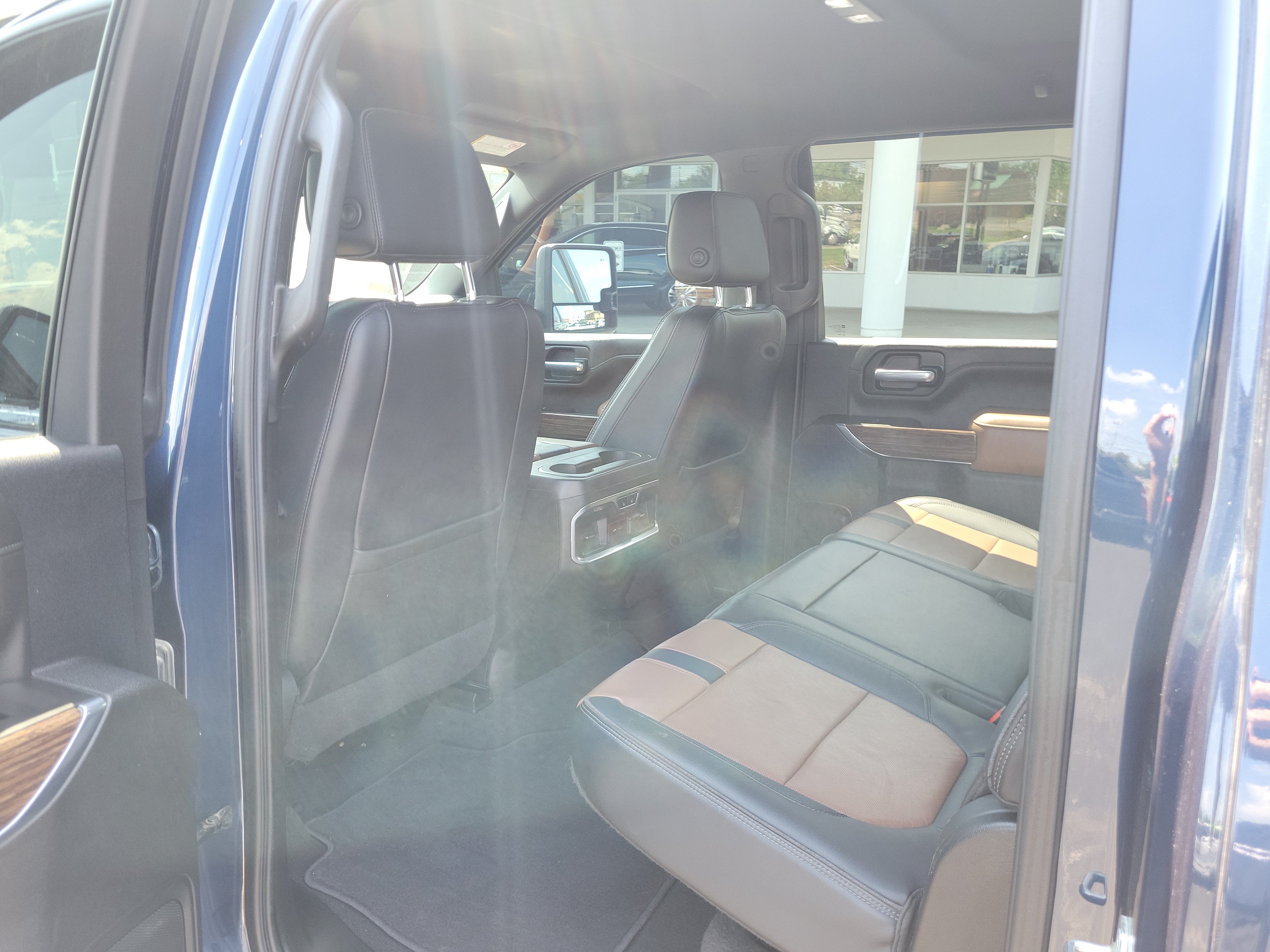 Used 2021 Chevrolet Silverado 3500 High Country AWD/4WD image 13