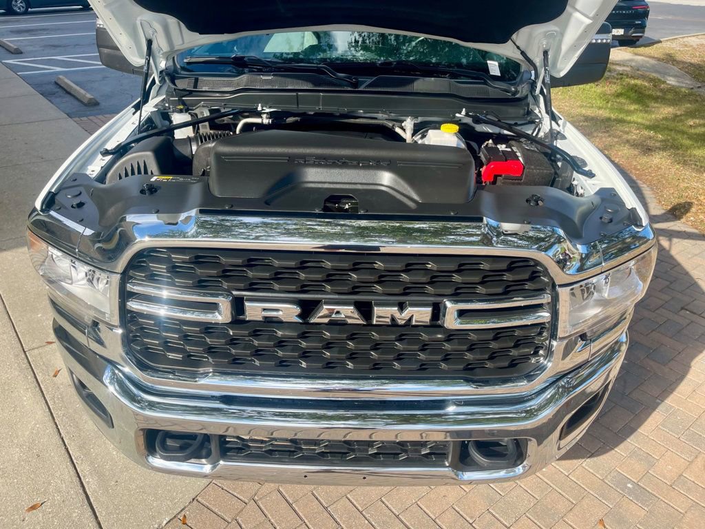 Used 2024 RAM 2500 Big Horn AWD/4WD image 15