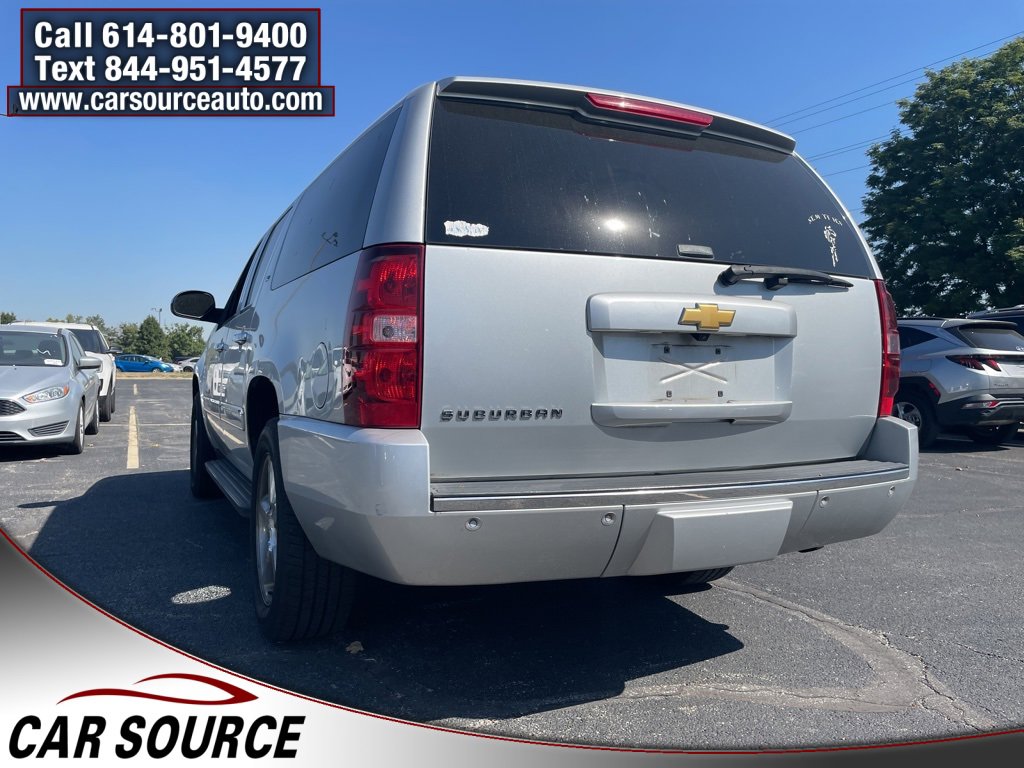 Used 2013 Chevrolet Suburban LTZ image 6