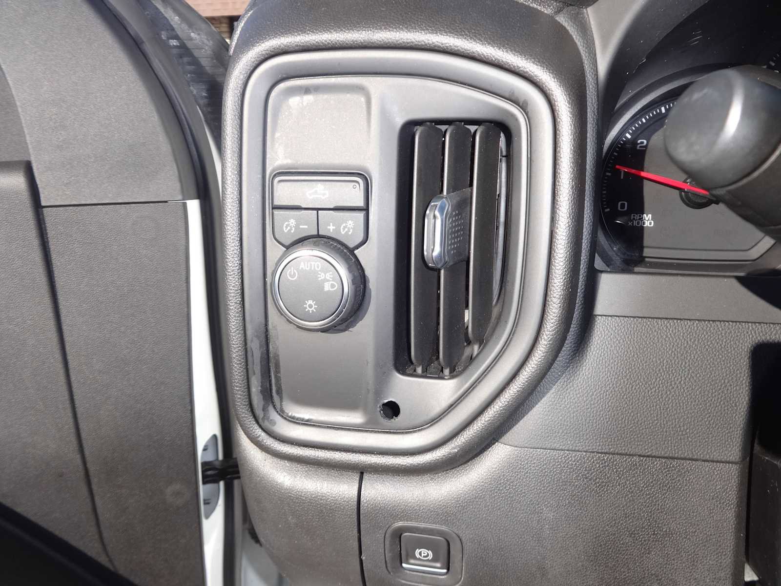 Used 2022 Chevrolet Silverado 2500 W/T w/ WT Convenience Package image 16