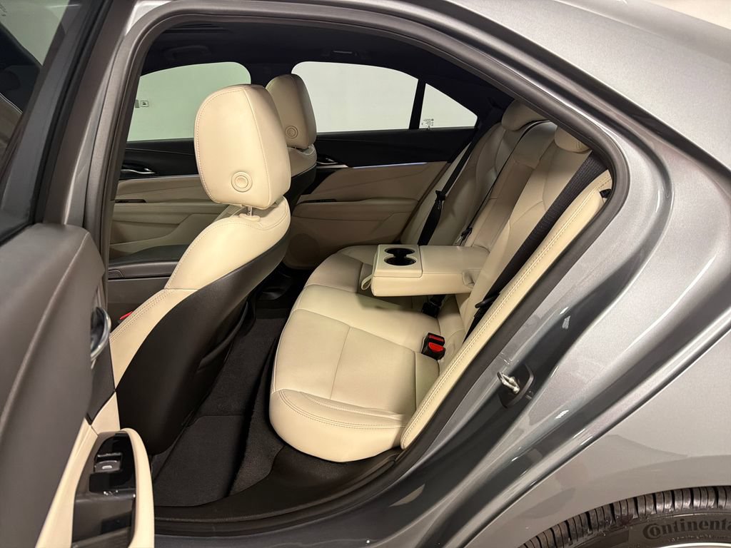 Used 2021 Cadillac CT4 Premium Luxury RWD image 27
