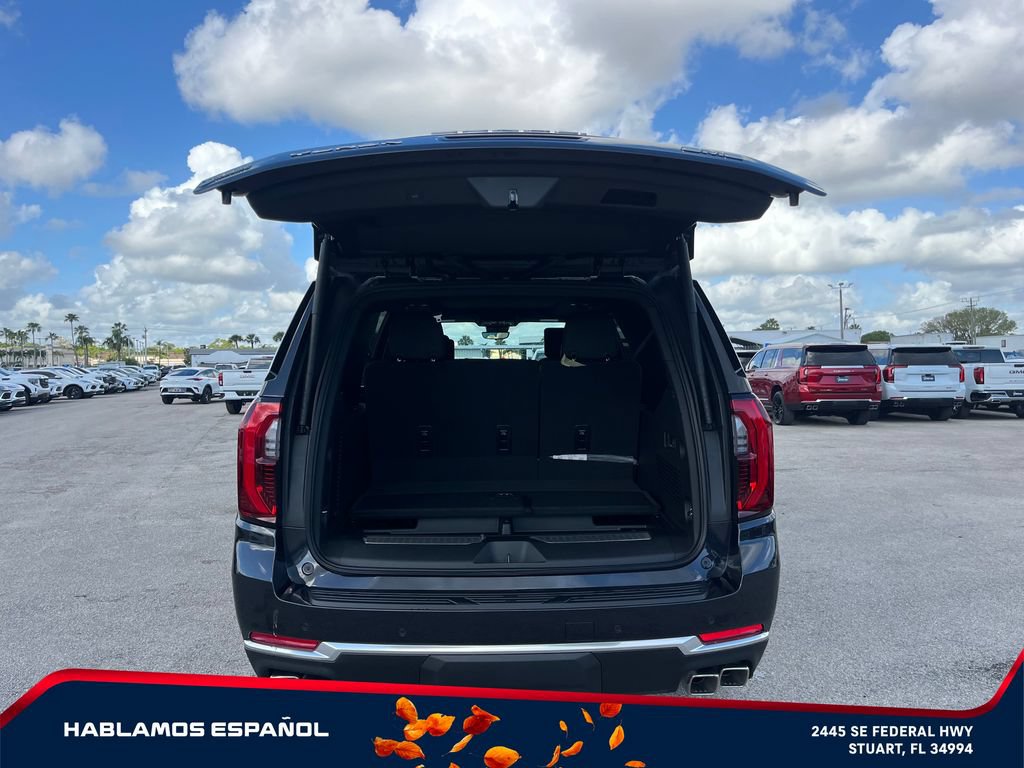 New 2026 GMC Yukon XL Denali w/ Denali Reserve Package AWD/4WD image 16