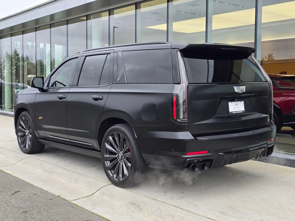 Used 2025 Cadillac Escalade V AWD/4WD image 3