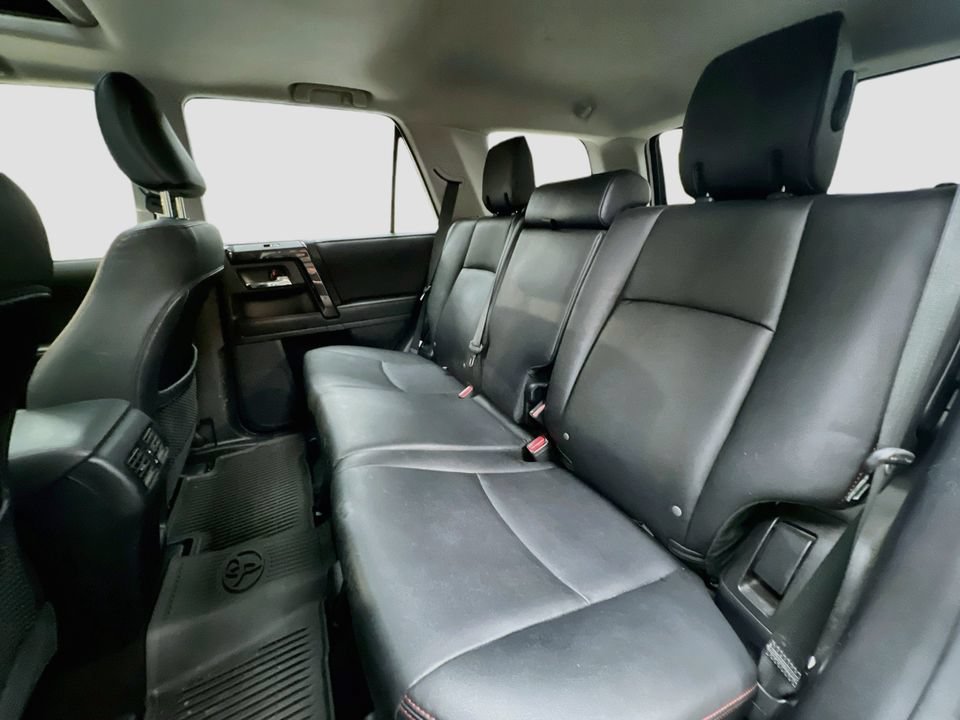 Used 2023 Toyota 4Runner TRD Off-Road Premium w/ Moonroof Package AWD/4WD image 23