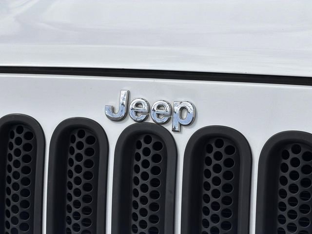 Used 2011 Jeep Wrangler Rubicon w/ PWR Convenience Group AWD/4WD image 27