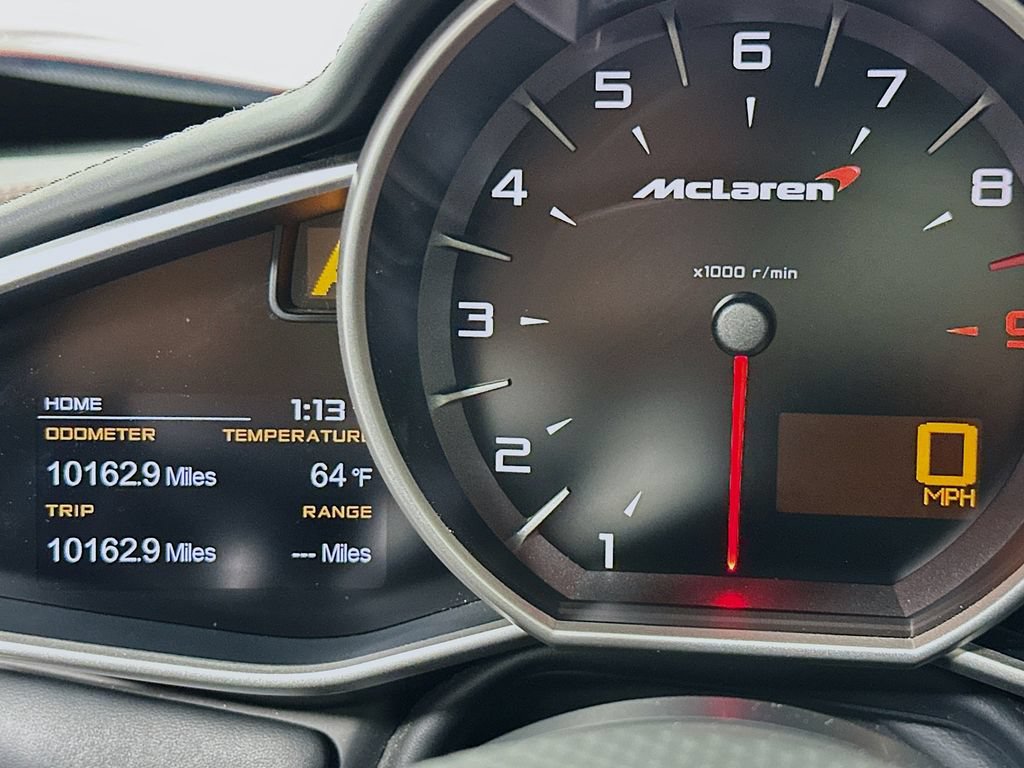 Used 2014 McLaren MP4-12C Spider RWD image 11