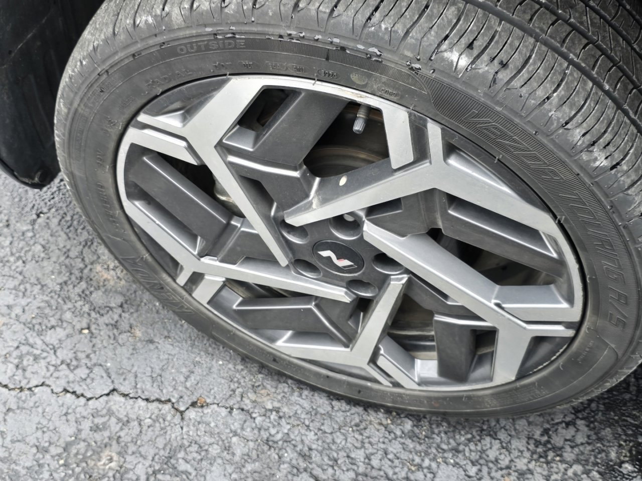 Used 2024 Hyundai Kona N Line image 18