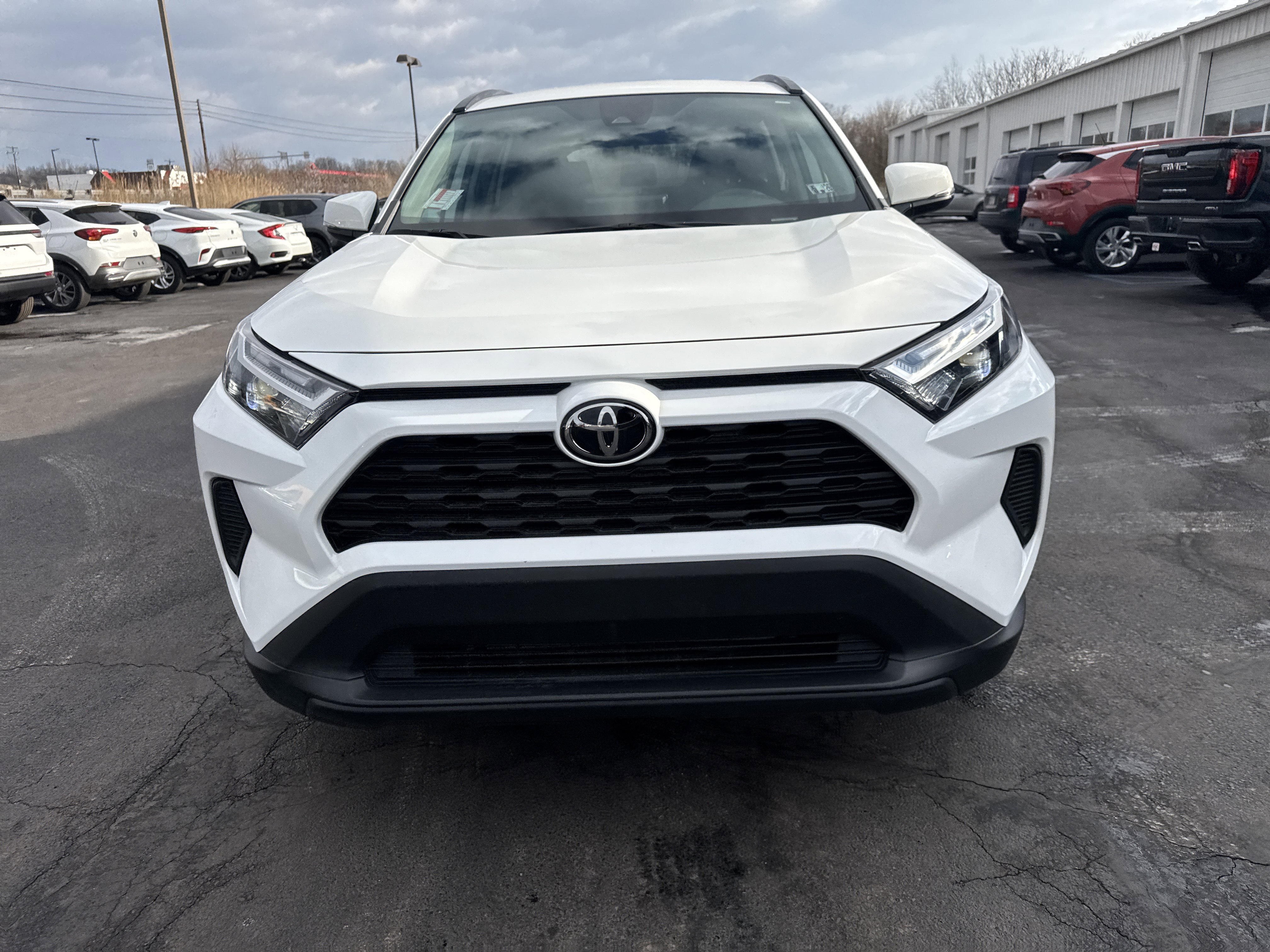 Used 2023 Toyota RAV4 XLE image 9