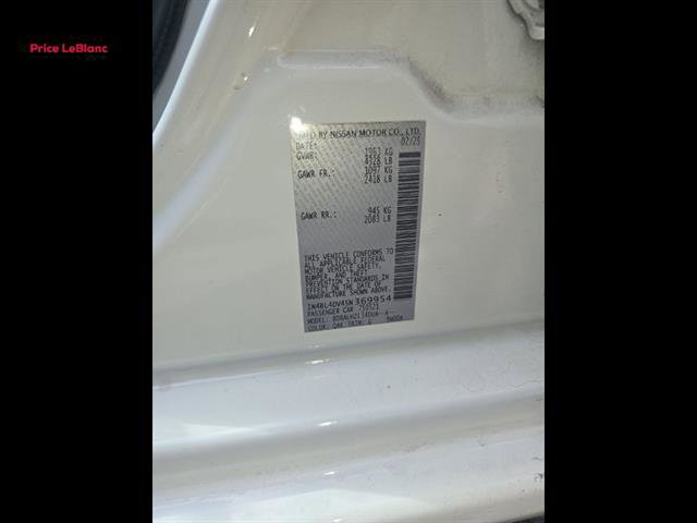 Used 2025 Nissan Altima 2.5 SV FWD image 17