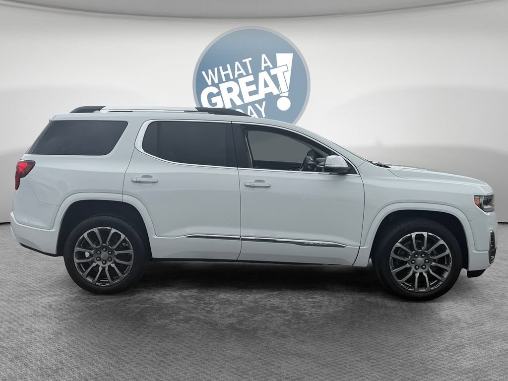 Used 2023 GMC Acadia Denali AWD/4WD image 2