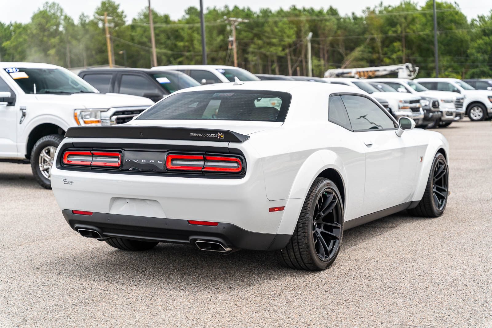 Used 2023 Dodge Challenger R/T Scat Pack RWD image 8