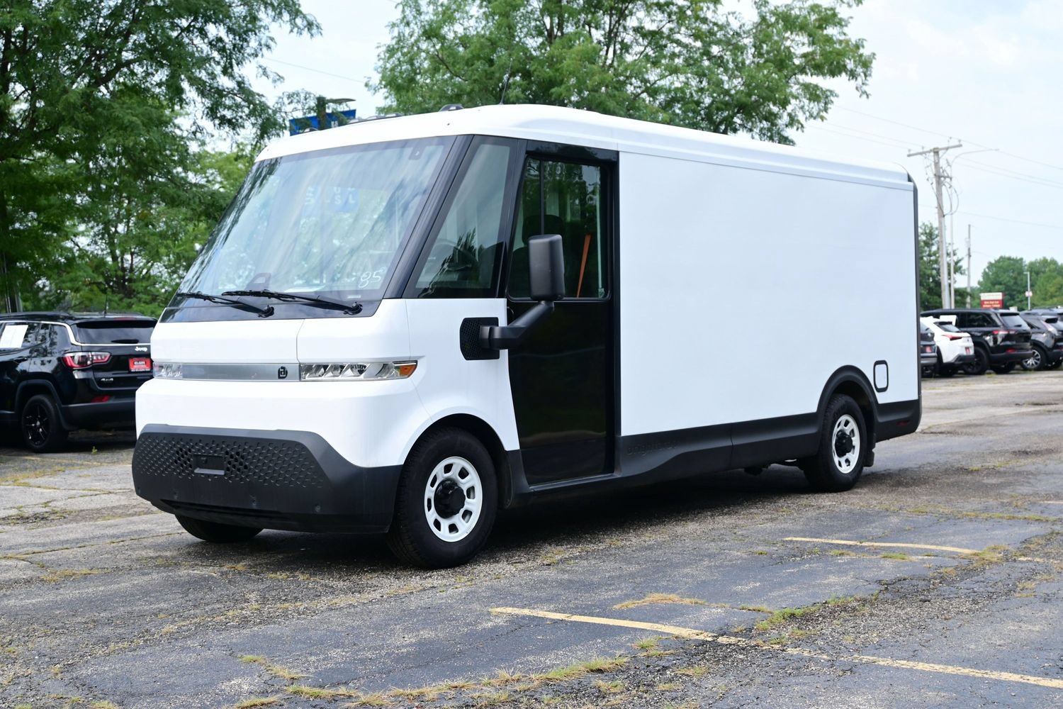 Used 2024 Chevrolet Brightdrop 600 w/ Commercial Equipment Package AWD/4WD image 6