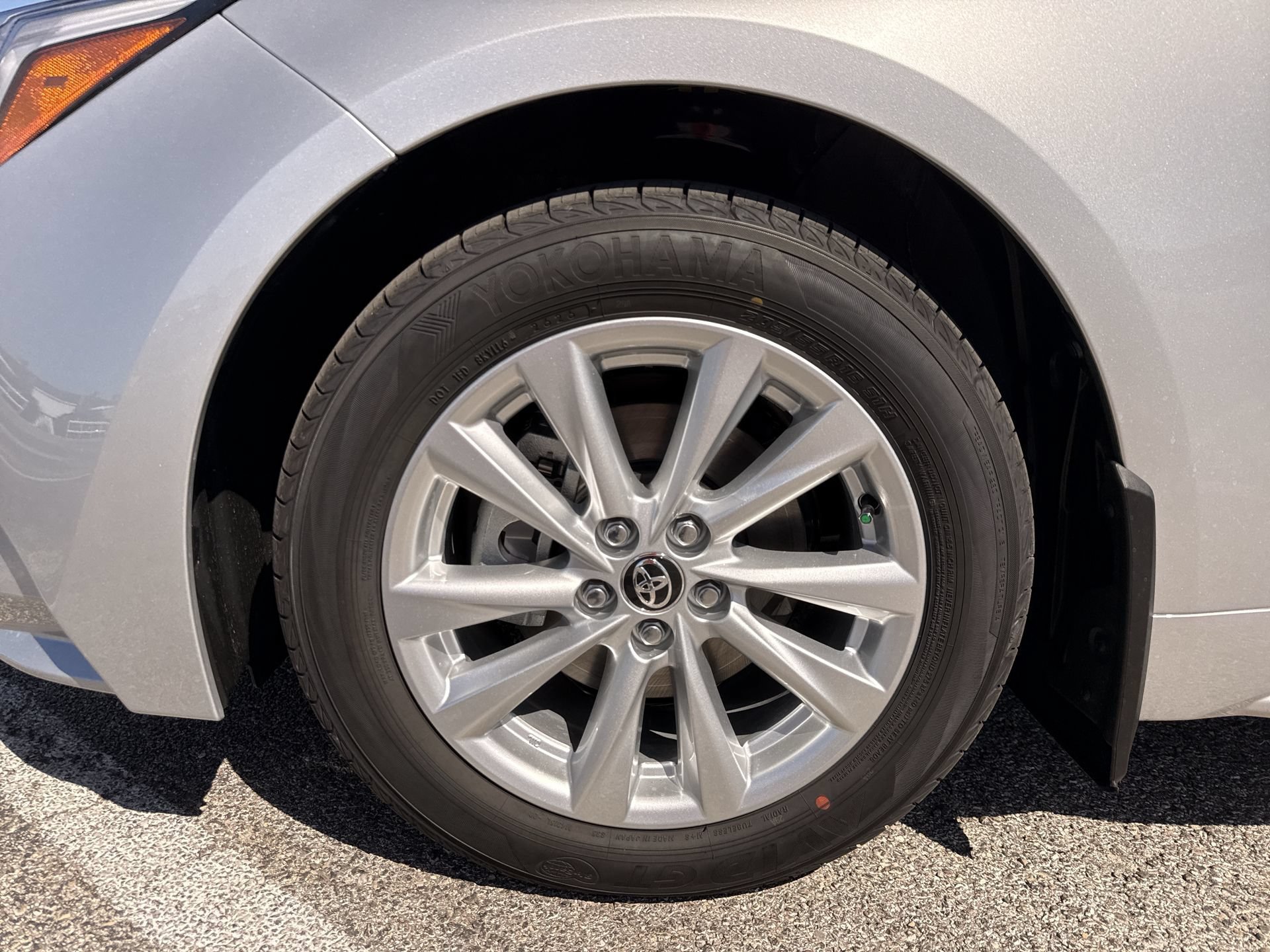 New 2026 Toyota Corolla XLE FWD image 19