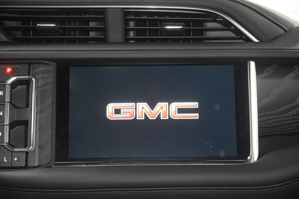 Used 2024 GMC Yukon XL Denali AWD/4WD image 34