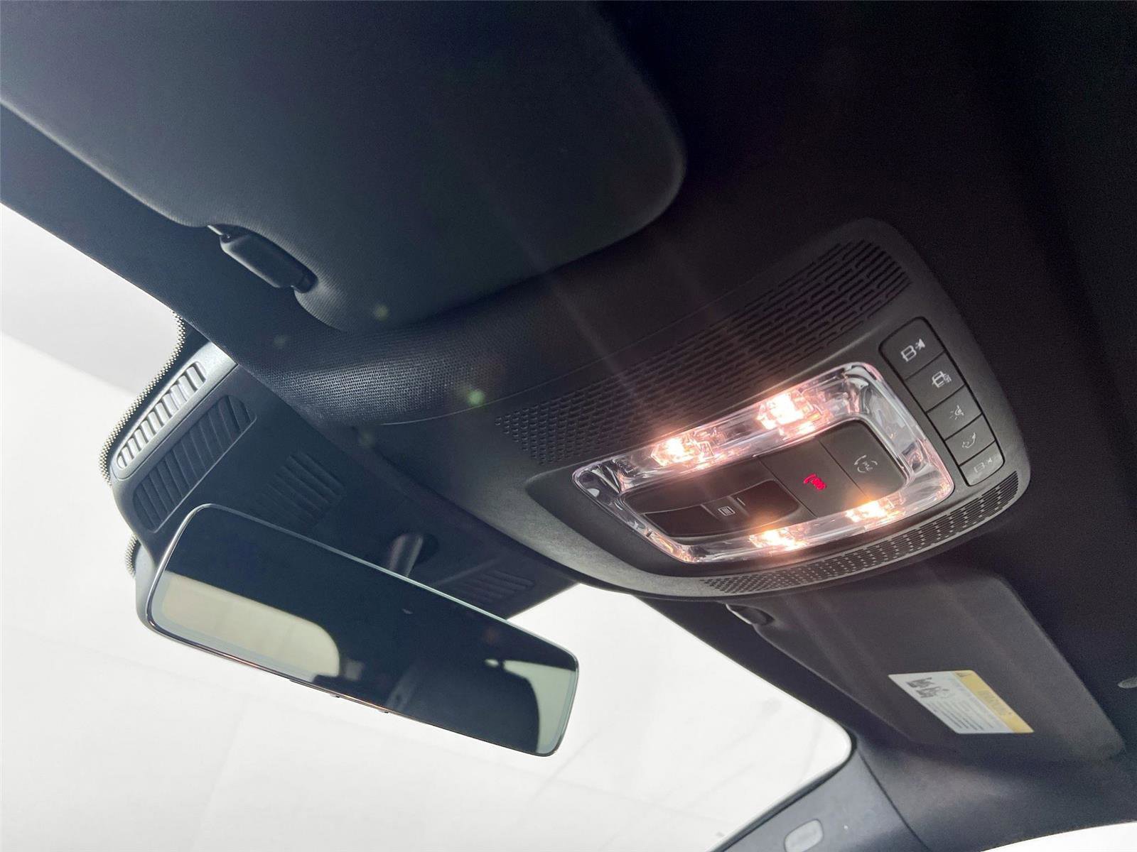 Certified 2023 Mercedes-Benz GLB 250 4MATIC image 11